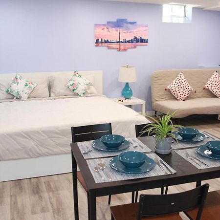 Home Stay Near The Airport ミシサガ エクステリア 写真