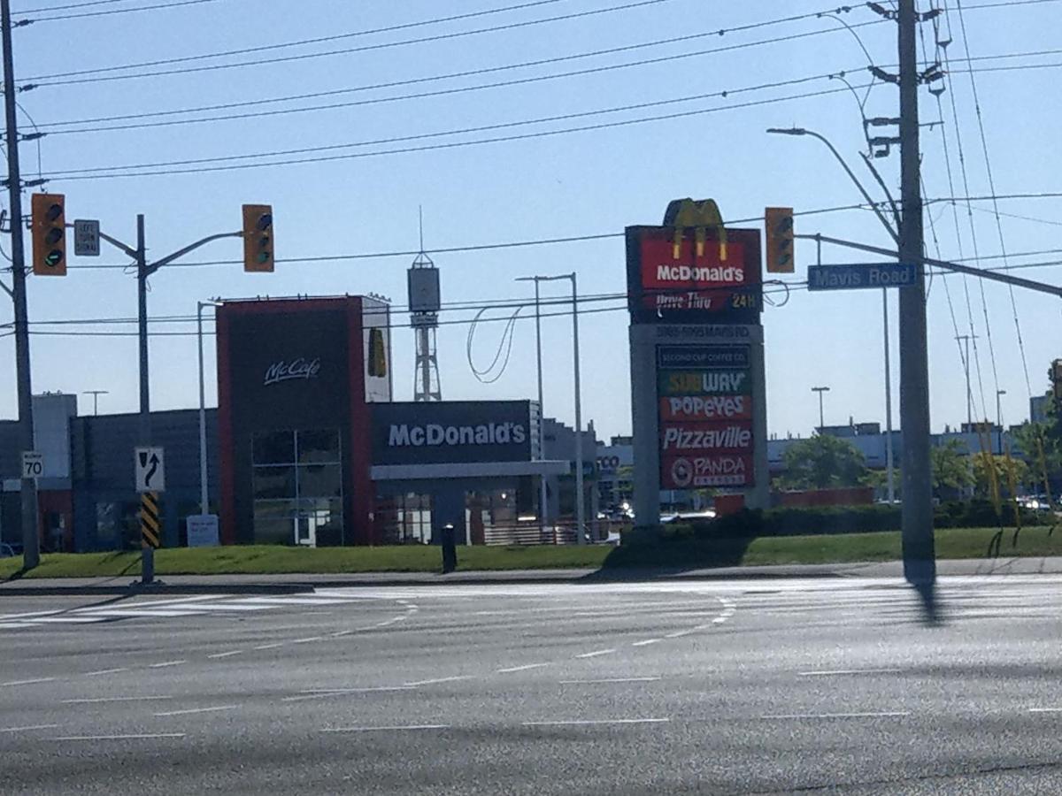Home Stay Near The Airport ミシサガ エクステリア 写真